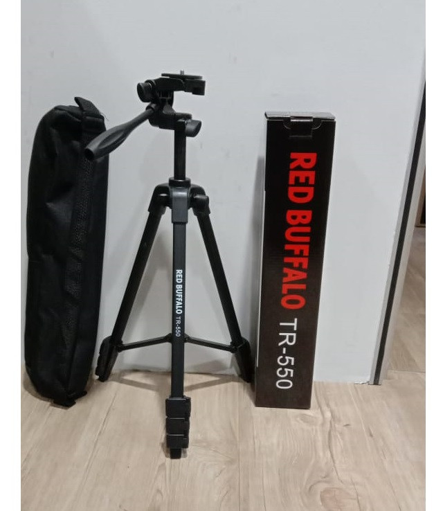Red Buffalo TR-550 Tripod for camera