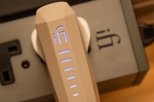 [PRE-ORDER 30 Days] iFi iPower X Low Noise Power Supply DC Adapter Active Noise Cancellation II