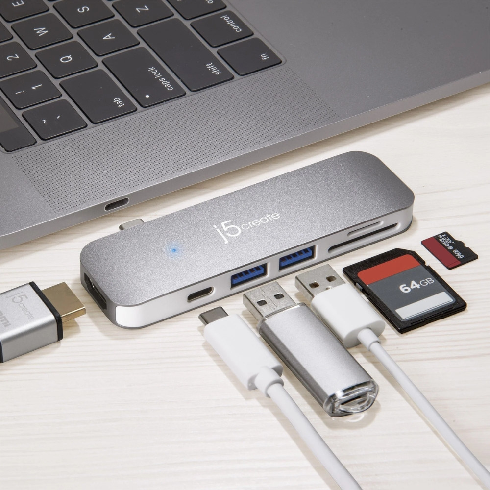dfbe7d3b46b308896c5740e314e50c59.jpeg J5create JCD386 USB-C™ ULTRADRIVE MINIDOCK®