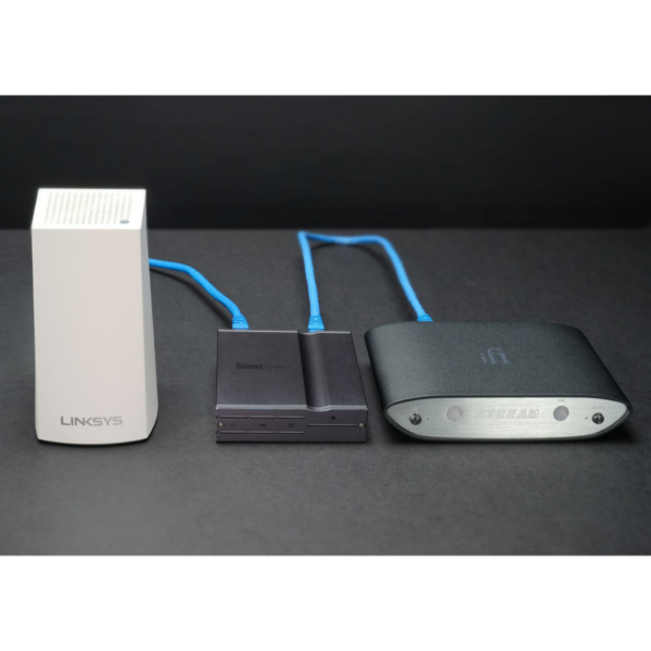 [PRE-ORDER 30 Days] IFI LAN IPURIFIER PRO | ETHERNET NOISE FILTER WITH OPTICAL ISOLATION