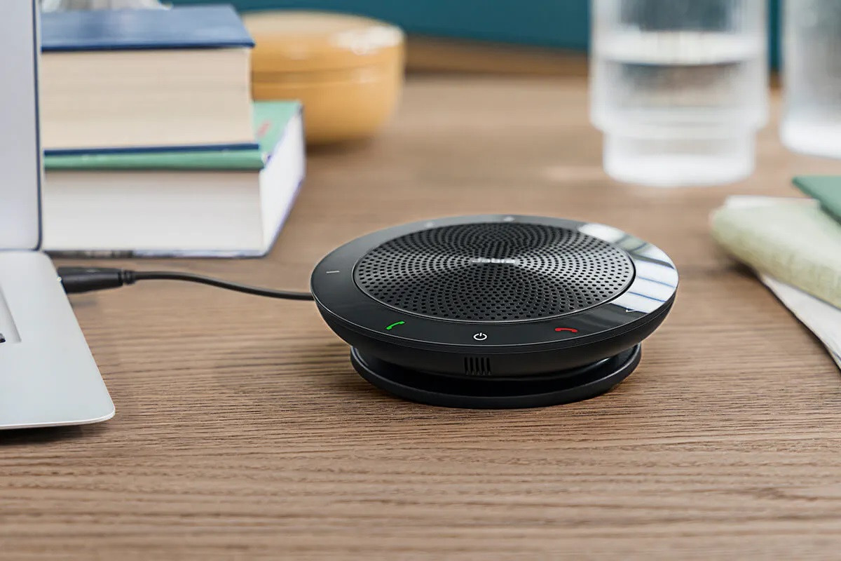 Connect to jabra online speaker