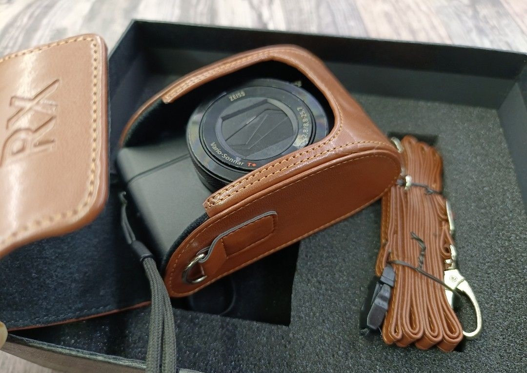 Sony RX100 Camera case with Strap Compatible for all models of RX100 series camera MSL